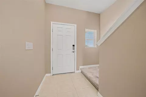 Entry Way - 5170 Quakers Pl, Saint Cloud, FL 34769 photo 1 of 2