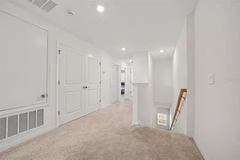 Entry Way - 5170 Quakers Pl, Saint Cloud, FL 34769 photo 2 of 2