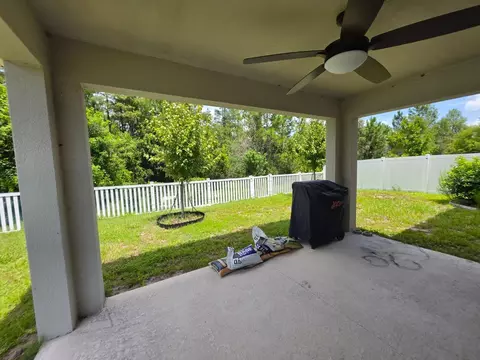 Exterior - 4382 Southern Vista Loop, Saint Cloud, FL 34771 photo 4 of 5