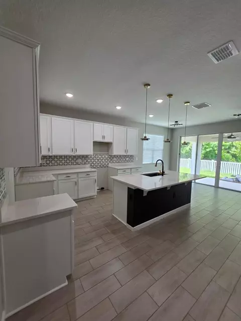 Kitchen - 4382 Southern Vista Loop, Saint Cloud, FL 34771 photo 1 of 7