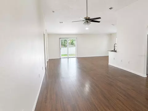 Living - 13402 Copper Head Dr, Riverview, FL 33569 photo 2 of 7