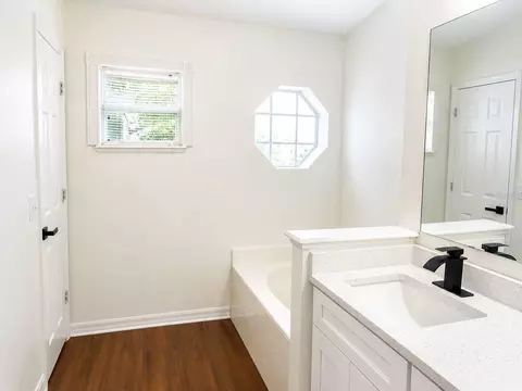 Bath - 13402 Copper Head Dr, Riverview, FL 33569 photo 5 of 5