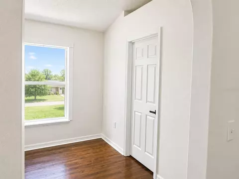 Entry Way - 13402 Copper Head Dr, Riverview, FL 33569 photo 3 of 3