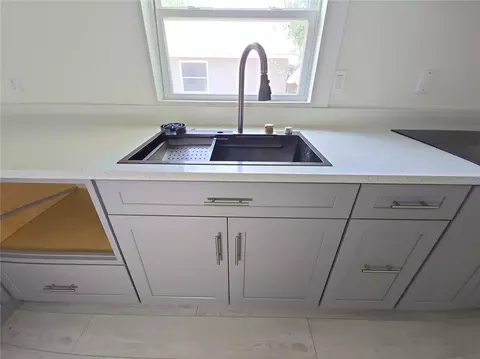 Kitchen - 1626 Gar St, Saint Cloud, FL 34771 photo 3 of 5