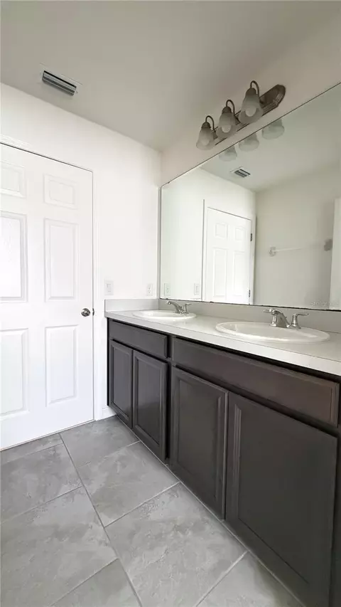 Bath - 5636 Camilla St, Saint Cloud, FL 34771 photo 1 of 6