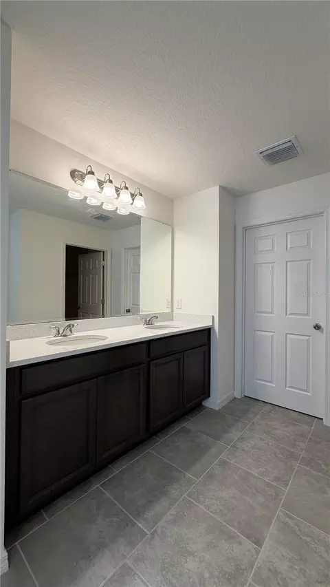 Bath - 5636 Camilla St, Saint Cloud, FL 34771 photo 3 of 6
