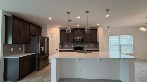 Kitchen - 5636 Camilla St, Saint Cloud, FL 34771 photo 4 of 5