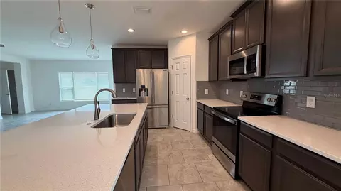 Kitchen - 5636 Camilla St, Saint Cloud, FL 34771 photo 5 of 5