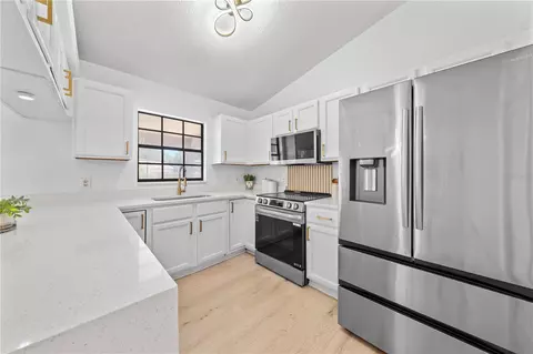 Kitchen - 1620 Christa Ct, Saint Cloud, FL 34772 photo 3 of 6