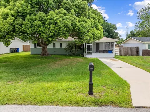 Exterior - 224 California Ave, Saint Cloud, FL 34769 photo 2 of 10
