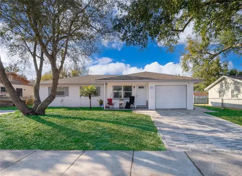 Exterior - 10 E Celeste St, Apopka, FL 32703 photo 2 of 4
