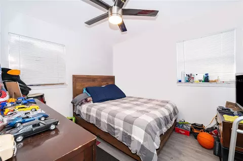 Bedroom - 10 E Celeste St, Apopka, FL 32703 photo 4 of 4