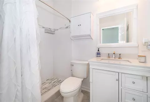 Bath - Undisclosed, Saint Cloud, FL 34771 photo 1 of 5