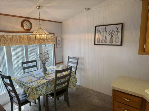 Dining - 1405 Starboard Dr, Saint Cloud, FL 34771 photo 2 of 5