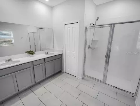 Bath - 771 Hitch Loop, Saint Cloud, FL 34772 photo 3 of 4