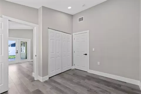 Entry Way - 910 Whisler Ct, Saint Cloud, FL 34769 photo 3 of 3