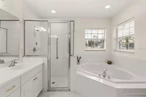 Bath - 5689 Merlin Way, Saint Cloud, FL 34772 photo 2 of 4