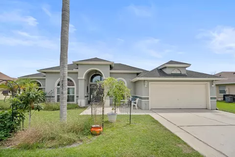 2856 Middleton Cir, Kissimmee, FL 34743