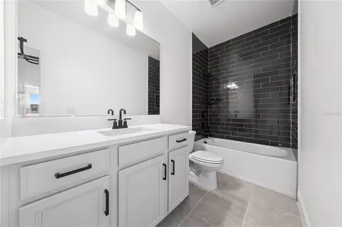 Bath - 4979 Rain Shadow Dr, Saint Cloud, FL 34772 photo 2 of 8