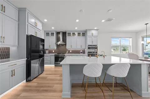 Kitchen - 4979 Rain Shadow Dr, Saint Cloud, FL 34772 photo 10 of 12