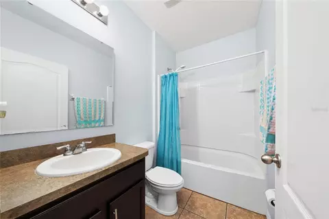 Bath - 5590 Silver Thistle Ln, Saint Cloud, FL 34772 photo 2 of 2