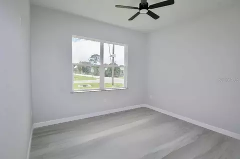 Bedroom - 4200 Leaf Rd, Sebring, FL 33875 photo 1 of 4