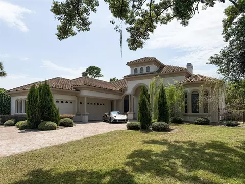 Exterior - 1480 Hempel Ave, Windermere, FL 34786 photo 2 of 10