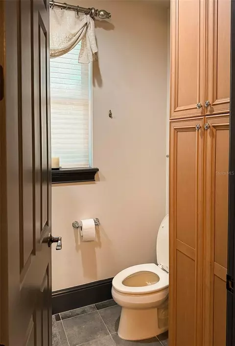 Bath - 1480 Hempel Ave, Windermere, FL 34786 photo 5 of 7