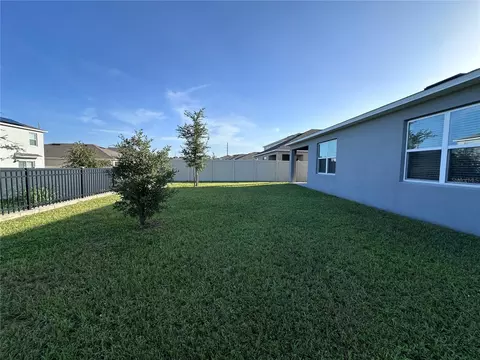 Exterior - 5189 Barombi Bnd, Saint Cloud, FL 34772 photo 5 of 7