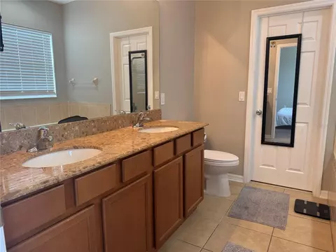Bath - 3504 Blithe Ct, Saint Cloud, FL 34772 photo 1 of 3