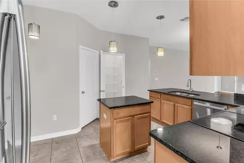 Kitchen - 847 Ayden Oak Ln, Ocoee, FL 34761 photo 2 of 5