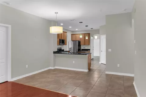 Living - 847 Ayden Oak Ln, Ocoee, FL 34761 photo 4 of 10