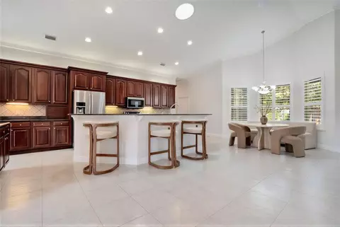 Kitchen - 5365 Shady Oak Cir, Saint Cloud, FL 34771 photo 4 of 4