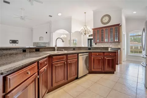 Kitchen - 5365 Shady Oak Cir, Saint Cloud, FL 34771 photo 2 of 4