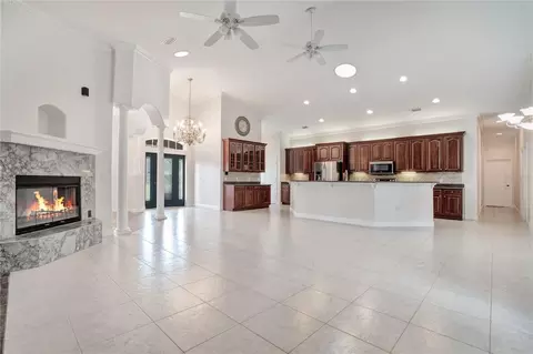 Living - 5365 Shady Oak Cir, Saint Cloud, FL 34771 photo 7 of 11