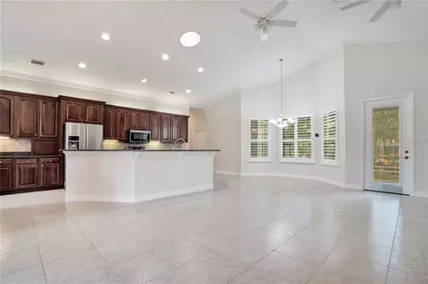 Living - 5365 Shady Oak Cir, Saint Cloud, FL 34771 photo 8 of 11