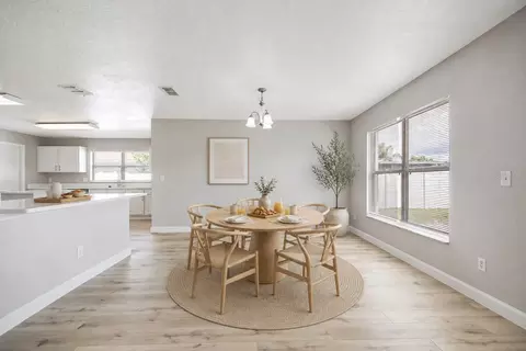 Dining - 3207 Slate Rd, Saint Cloud, FL 34772 photo 1 of 1