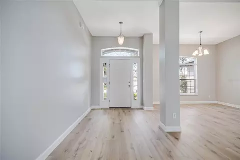 Entry Way - 3207 Slate Rd, Saint Cloud, FL 34772 photo 1 of 8