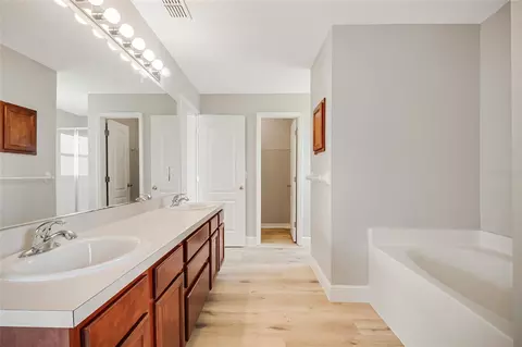Bath - 3207 Slate Rd, Saint Cloud, FL 34772 photo 2 of 4