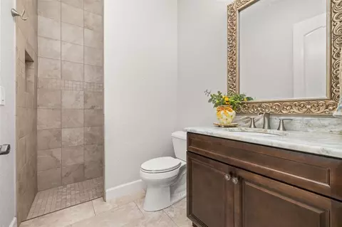 Bath - 5526 Marleon Dr, Windermere, FL 34786 photo 6 of 9