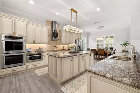 Kitchen - 5526 Marleon Dr, Windermere, FL 34786 photo 2 of 5