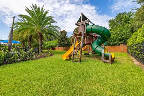 Exterior - 5526 Marleon Dr, Windermere, FL 34786 photo 18 of 20