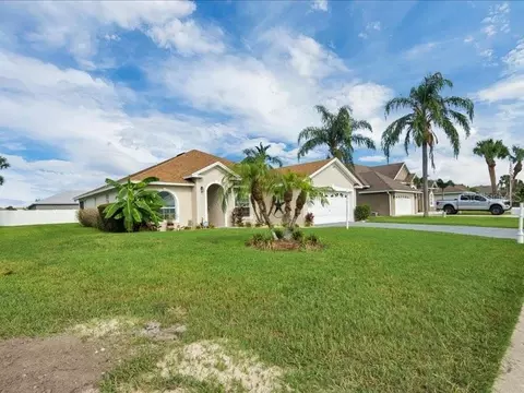 Exterior - 344 Ruby Lake Loop, Winter Haven, FL 33884 photo 3 of 11