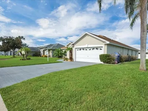 Exterior - 344 Ruby Lake Loop, Winter Haven, FL 33884 photo 4 of 11