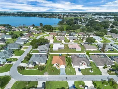 View/Area - 344 Ruby Lake Loop, Winter Haven, FL 33884 photo 4 of 10