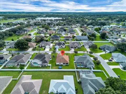 View/Area - 344 Ruby Lake Loop, Winter Haven, FL 33884 photo 7 of 10