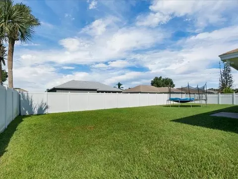 Exterior - 344 Ruby Lake Loop, Winter Haven, FL 33884 photo 11 of 11