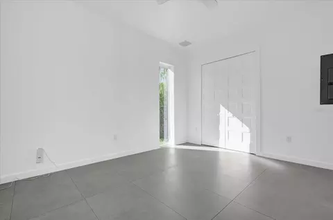 Bedroom - 501 Chastain Rd, Seffner, FL 33584 photo 1 of 6