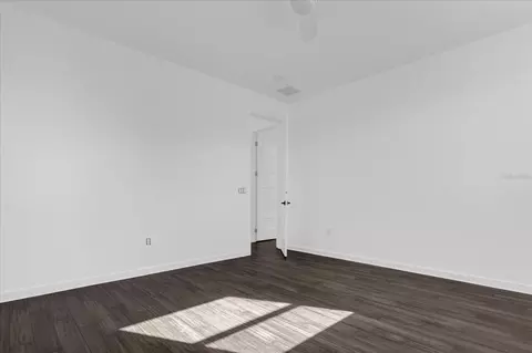 Bedroom - 501 Chastain Rd, Seffner, FL 33584 photo 6 of 6