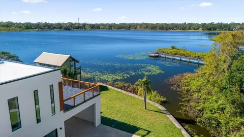 View/Area - 501 Chastain Rd, Seffner, FL 33584 photo 5 of 5